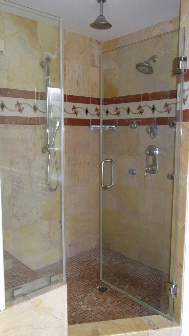 Building Photo - 1842 10th St