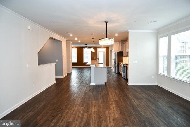 Building Photo - 20739 Heron Landing Dr
