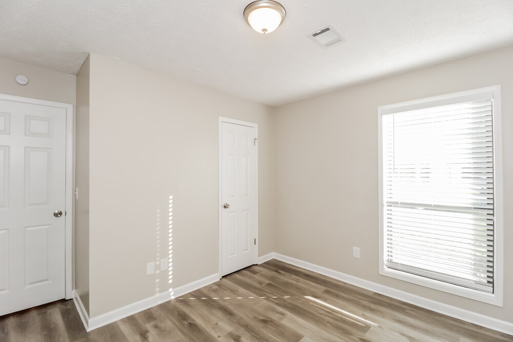 Building Photo - 3263 Mustang Dr