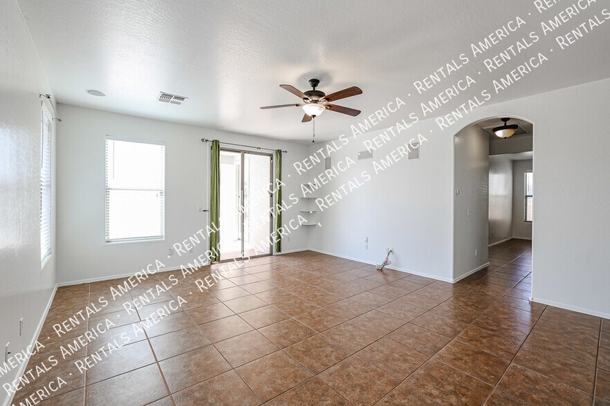 Building Photo - 4635 W Burgess Ln