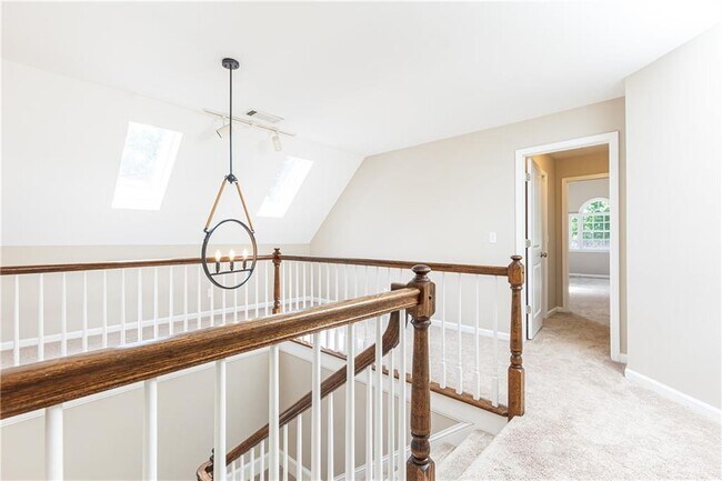 Building Photo - 9360 Nesbit Lakes Dr