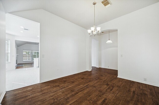 Building Photo - 1315 Terrace View Dr