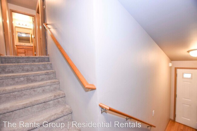 Building Photo - 3 br, 2.5 bath House - 3012 Powder Ridge S...