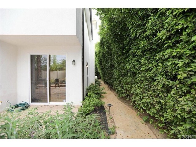 Building Photo - 18117 Jaguar Ct