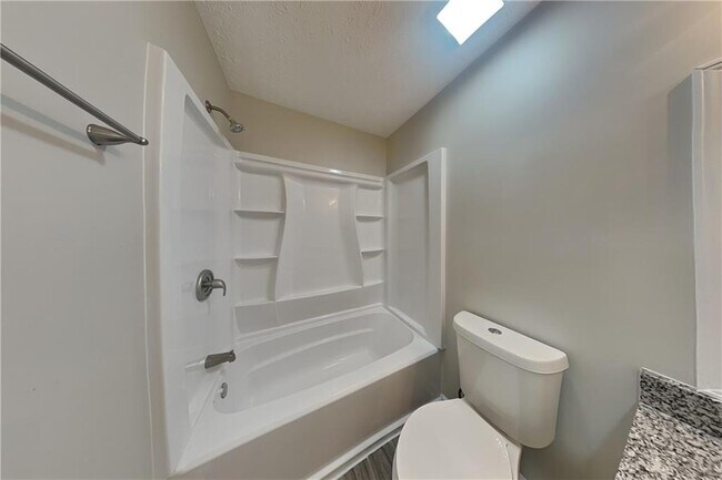Building Photo - 106 Mill Gate Dr
