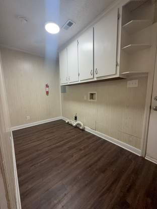 Building Photo - Beautiful 3 Bedroom, 3 Bath Home -135 Yates Ln.