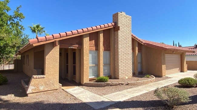 Building Photo - 8740 Cremona Dr