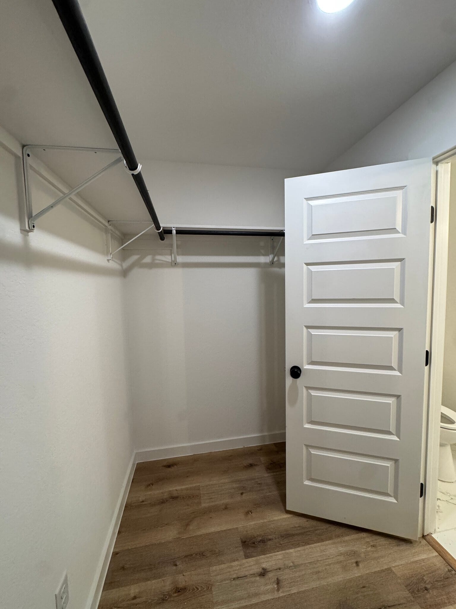 Building Photo - 2105 Vista Rosa