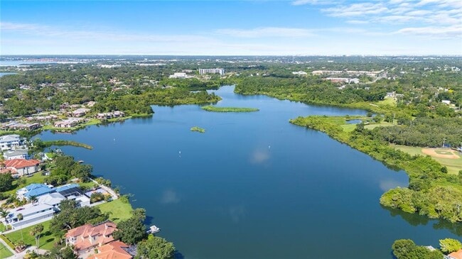 Building Photo - 413 S Bayshore Blvd