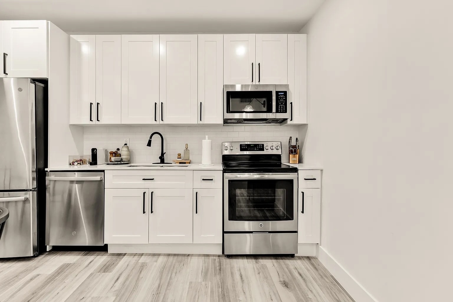 Building Photo - 1237 NW 33rd Ave