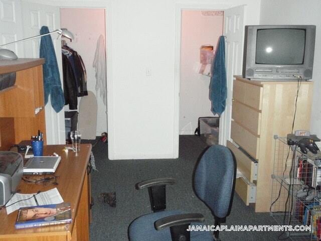 Building Photo - 7 Bynner St