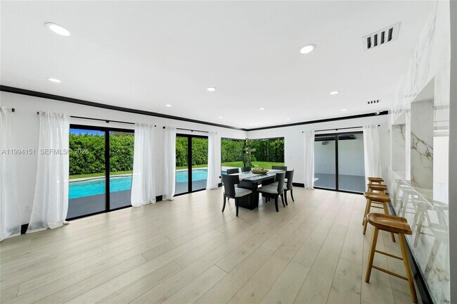 Building Photo - 8341 SW 87th Terrace