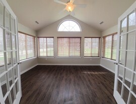 Building Photo - N70W15476 Amberleigh Cir