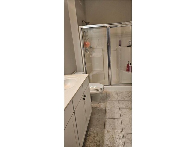 Building Photo - 2201 Village Ln