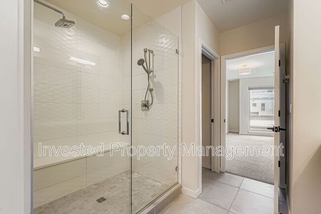 Building Photo - 2625 W 25th Ave