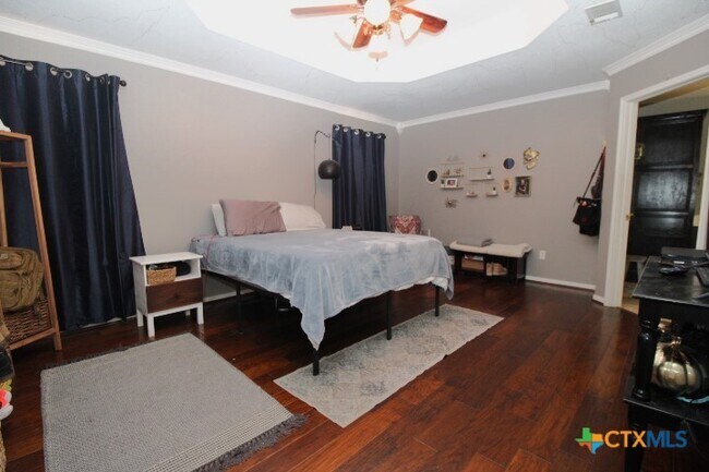 Building Photo - 775 Cactus Ln