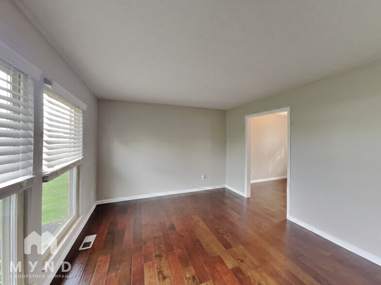 Building Photo - 6576 Canby Pl