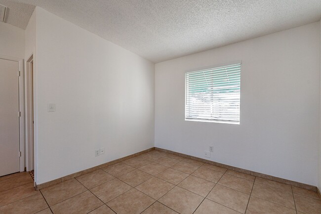 Interior Photo - Paradise Valley Apartments