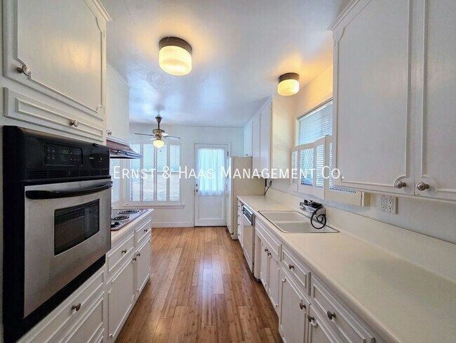 Building Photo - 2080 Senasac Ave