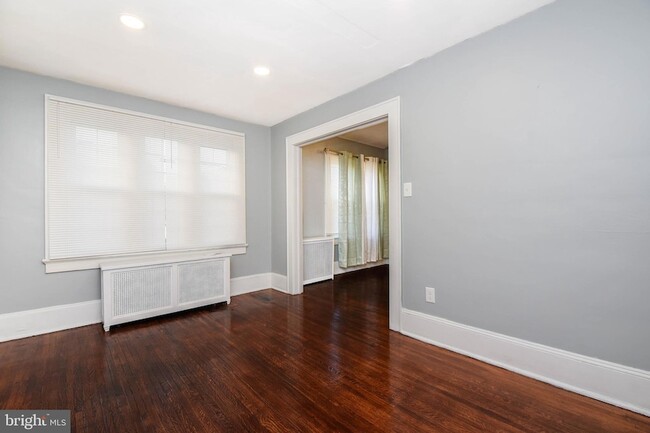 Building Photo - 2612 Olyphant Ave