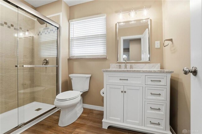 Building Photo - 318 E Central Ave