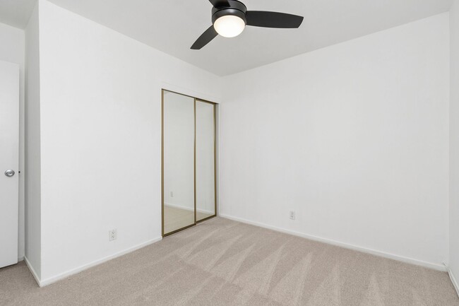 Building Photo - *NEW MOVE-IN SPECIAL | $500 OFF FIRST MONT...