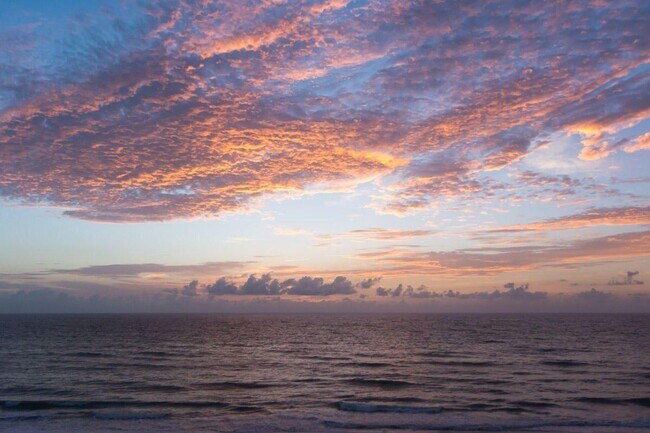 Building Photo - 156 SW Peacock Blvd