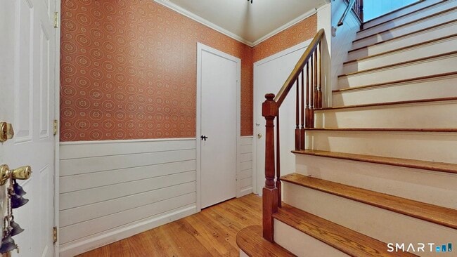 Building Photo - 107 Chestnut St