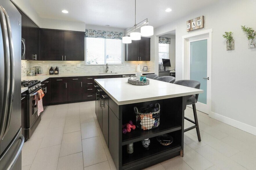 Building Photo - 17095 Saint Cecilia Ln
