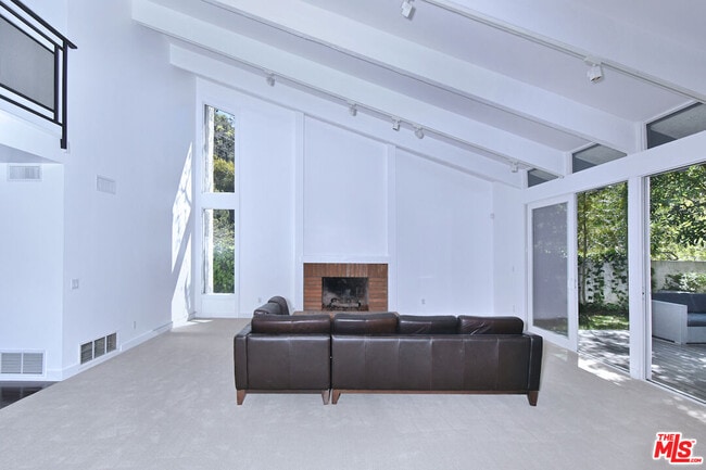 Building Photo - 9908 Lancer Ct