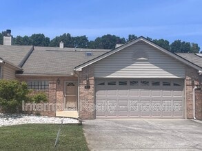 Building Photo - 813 Villaview Way
