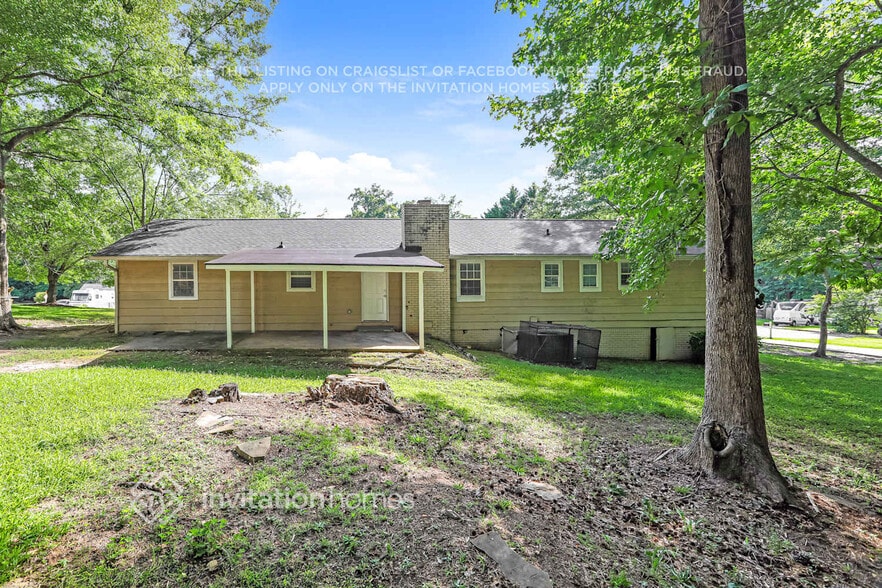 Building Photo - 2396 Shire Ct