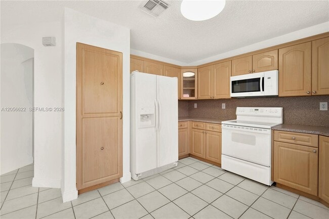 Building Photo - 16301 SW 100th Terrace