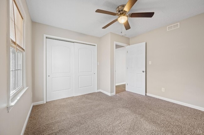 Building Photo - 117 Settlement Dr