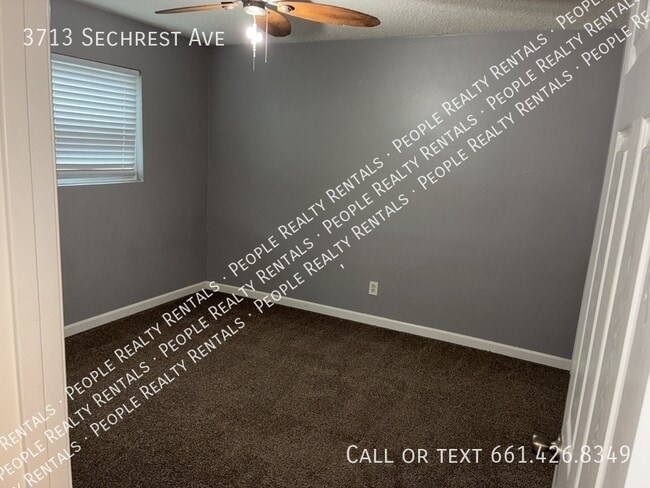 Building Photo - 3713 Sechrest Ave