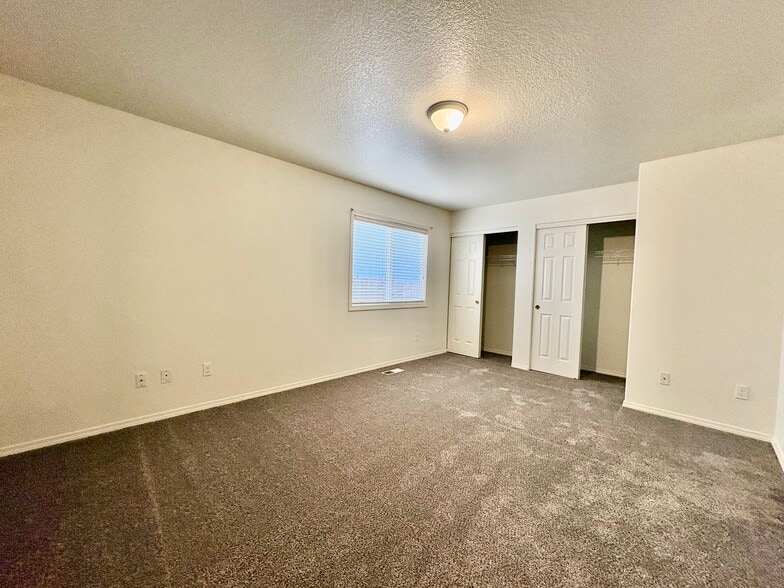 Building Photo - 3320 NW 118th St