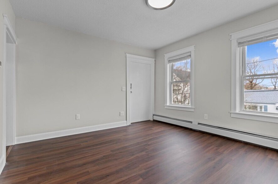 Building Photo - 29 Cole St