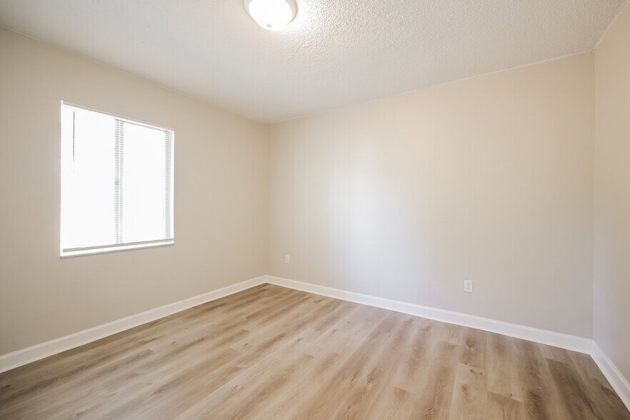 Building Photo - 1778 Settler Dr