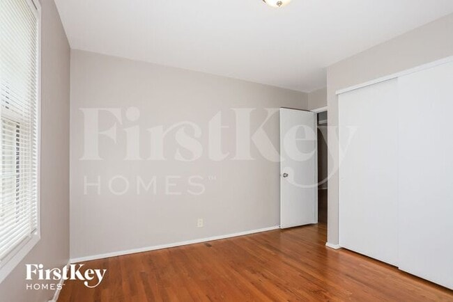 Building Photo - 12431 Sparrowwood Dr