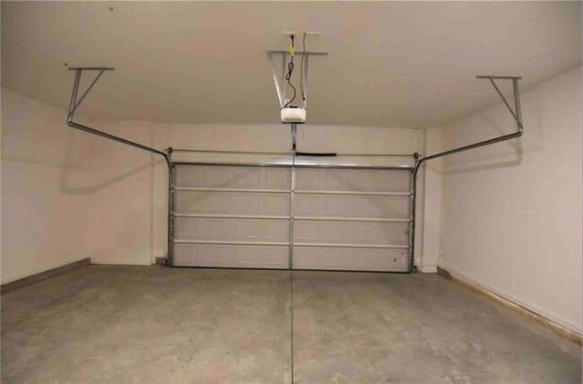 Building Photo - 149 Star Ct
