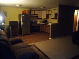 Building Photo - 1254 Pall Mall St