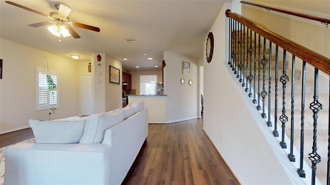 Building Photo - 3202 Cabin Wood Way