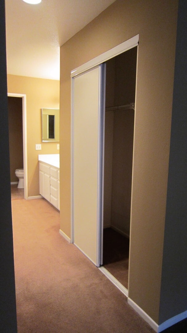 Building Photo - RANCHO BERNARDO - 2 BR RANCH BERNARDO CONDO WITH BEAUTIFUL VIEWS & RESORT STYLE AMENITIES & AC!