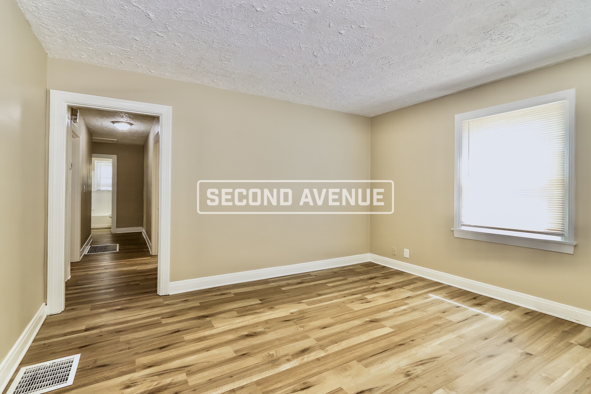 Building Photo - 651 S 37th St