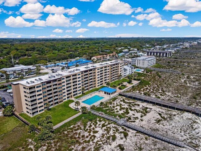 Building Photo - 3215 Jimmy Buffett Mem Hwy