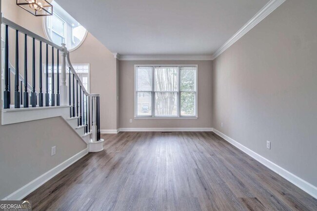 Building Photo - 2011 Town Lake Hills W