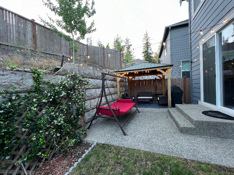 Building Photo - 22823 SE 262nd Ct