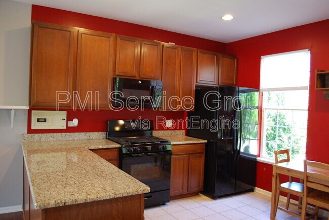 Building Photo - 218 Cassidy Ln