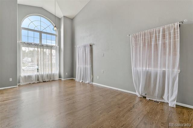 Building Photo - 2510 Brenton Dr