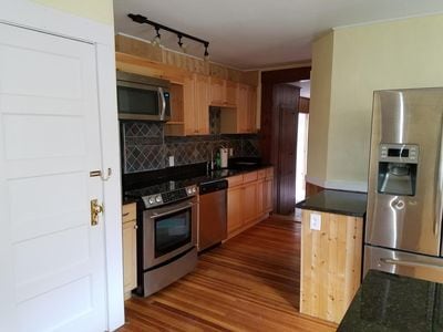 Building Photo - 173 High St